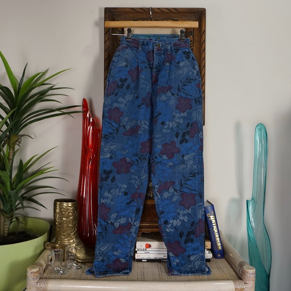 Vintage Lee floral hawaiian high rise pleated tapered leg jeans